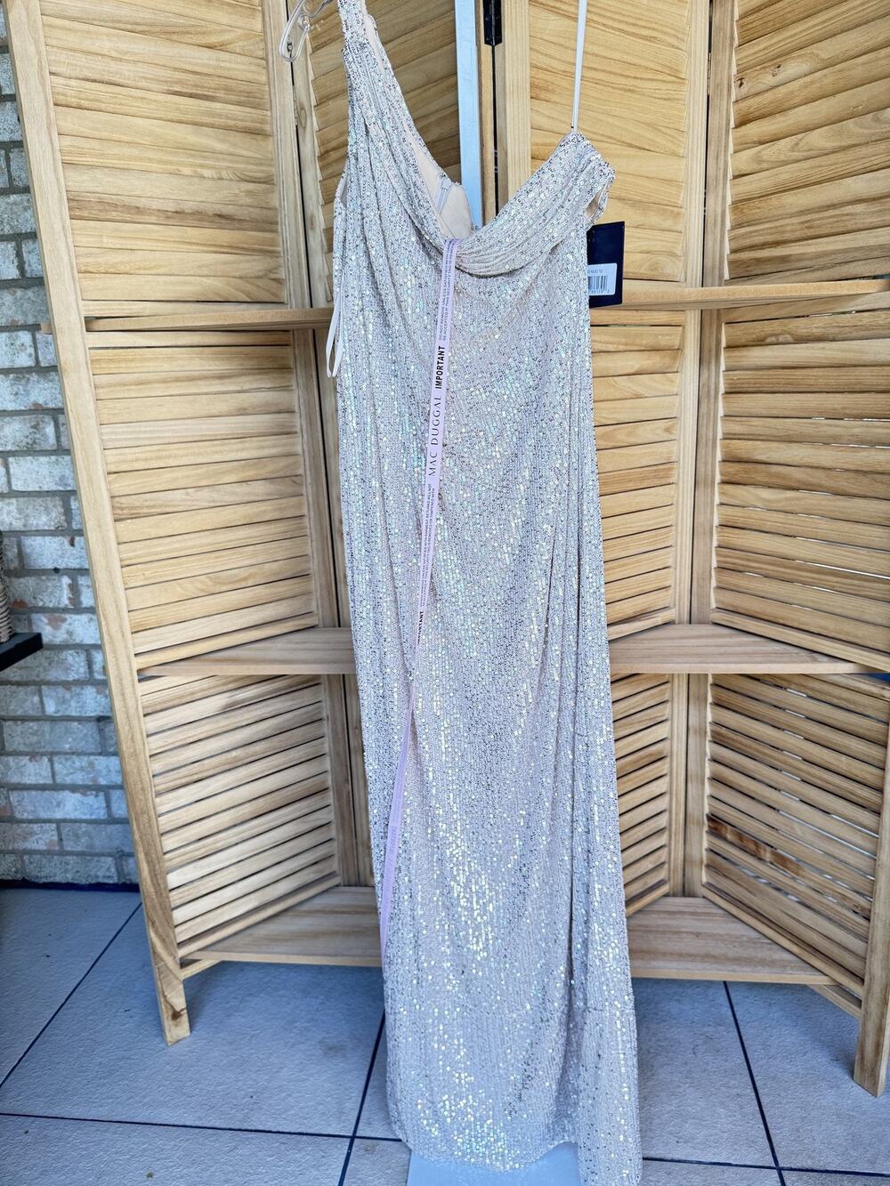 Ieena For Mac Duggal Dress Gold Size 12